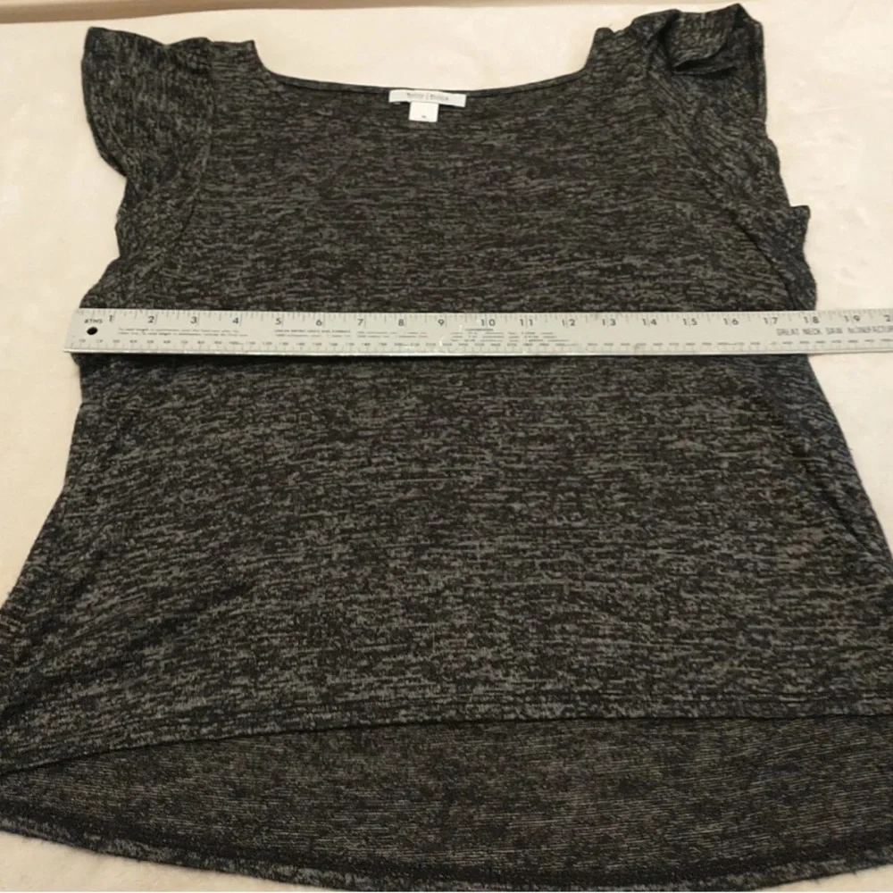 White House Black Market Heathered Gray And Black Short Sleeve Top